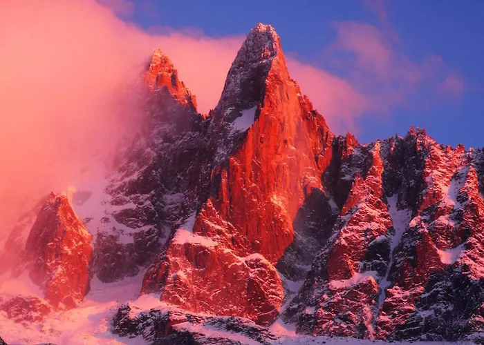 2 - Charming 2 Bedroom Haven In *